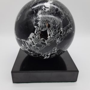 Boule en onyx et marbre
